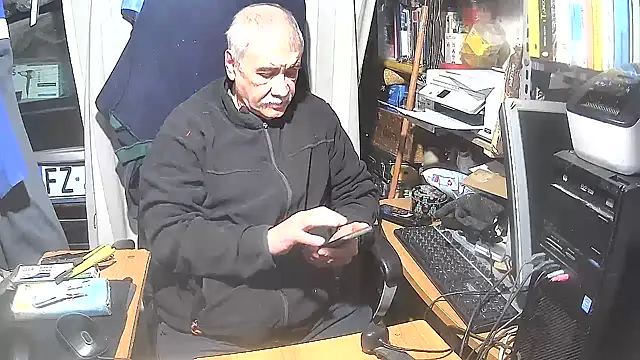 nonnomaturobisex online show from 02.13.25