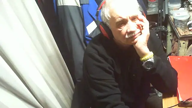 nonnomaturobisex online show from 03.16.26