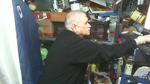 nonnomaturobisex online show from 04.13.26