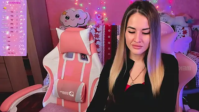 Snapshot of ivannatompsonnn chatting on 02.02.25 ivannatompsonnn online show from 02.02.25