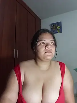 Snapshot of Van3orgasm4me chatting on 04.05.26 Van3orgasm4me online show from 04.05.26