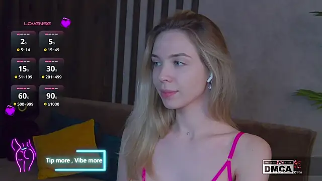 Holl1Would online show from 02.23.25