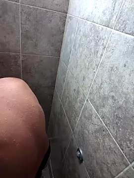 Roberts8inchcock online show from 03.02.26