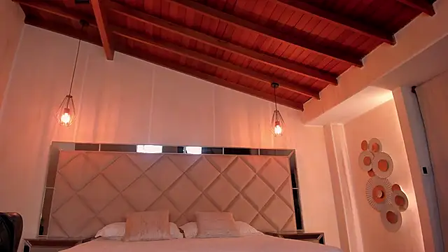 LexieWayne online show from 04.21.26