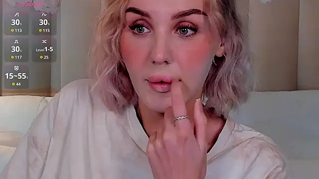 LianaFord online show from 10.12.25