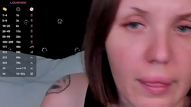 Snapshot of LianaFord chatting on 02.18.26 LianaFord online show from 02.18.26