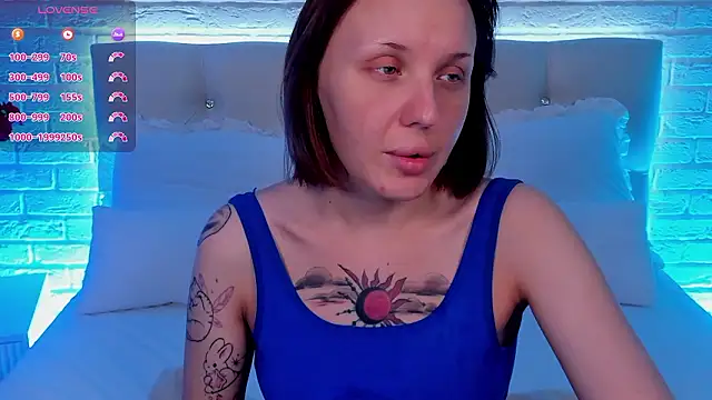 Snapshot of LianaFord chatting on 03.10.26 LianaFord online show from 03.10.26