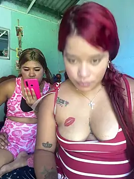 Snapshot of sweet_morbid_hot chatting on 09.17.25 sweet morbid hot online show from 09.17.25