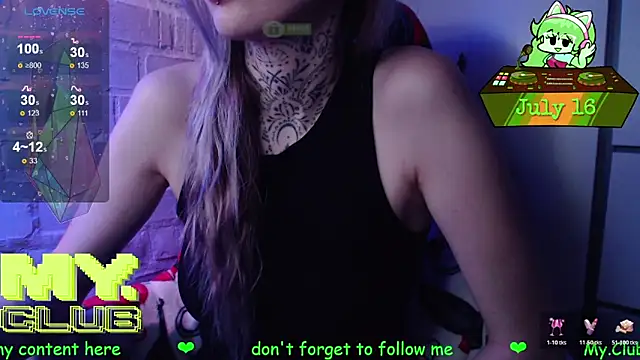 Snapshot of Witch_Emma chatting on 07.16.26 Witch Emma online show from 07.16.26