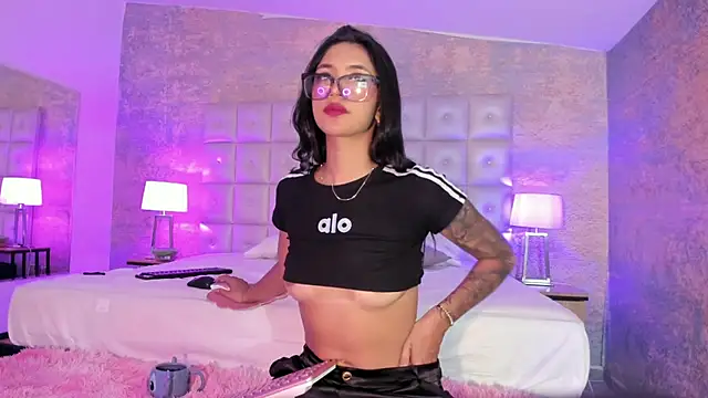 AntonellaRossi online show from 11.20.25