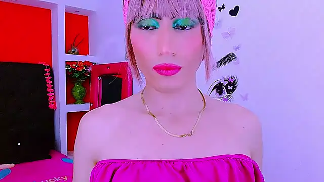 priscilahotker online show from 02.08.25