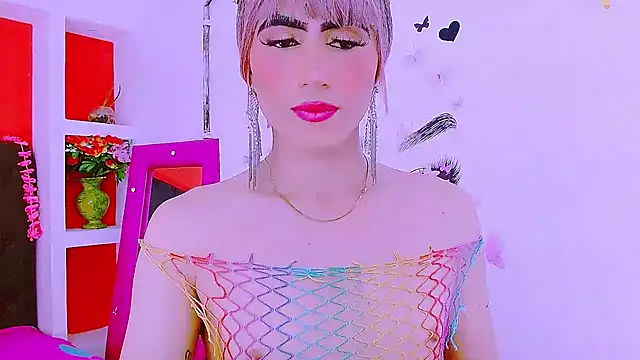 priscilahotker online show from 02.17.25