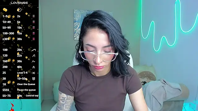 barbie scoth  online show from 10.02.25