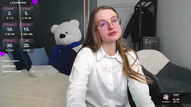 KateJonson online show from 12.07.24