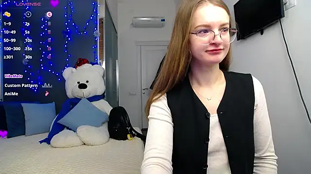 KateJonson online show from 01.17.25