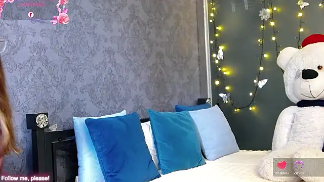 KateJonson online show from 09.18.25