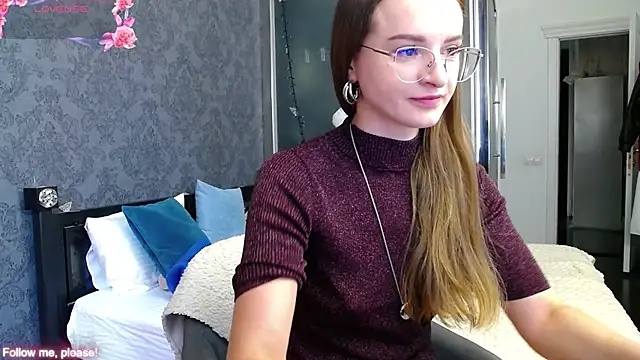 KateJonson online show from 09.19.25