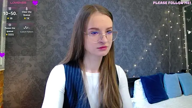 Snapshot of KateJonson chatting on 03.25.26 KateJonson online show from 03.25.26