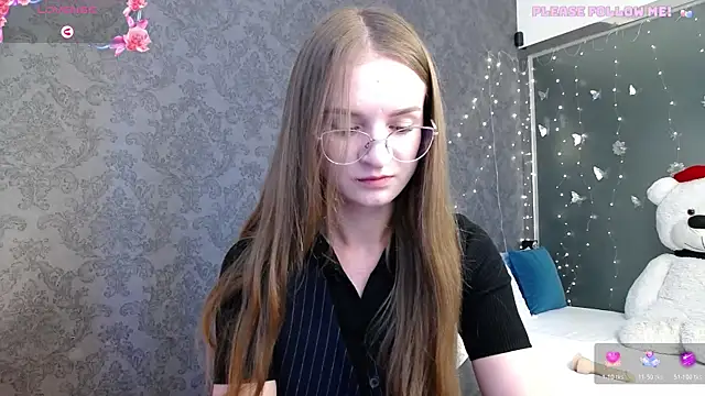 KateJonson online show from 05.04.26