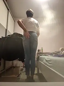 HouseOfCums online show from 10.18.25