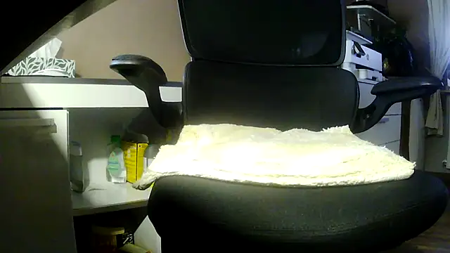 Snapshot of suedel65 chatting on 03.16.26 suedel65 online show from 03.16.26