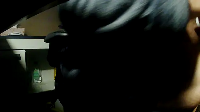 Snapshot of suedel65 chatting on 03.30.26 suedel65 online show from 03.30.26