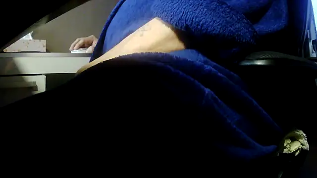 Snapshot of suedel65 chatting on 04.06.26 suedel65 online show from 04.06.26