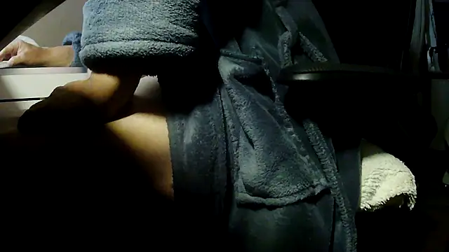 suedel65 online show from 04.27.26