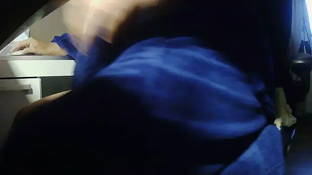 suedel65 online show from 05.13.26