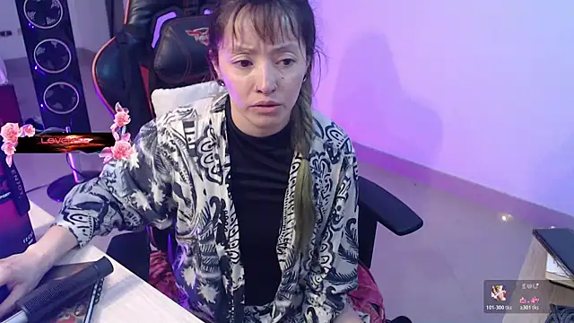 pink-2022 online show from 06.08.26