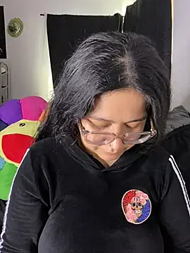 MsConejitaa online show from 02.24.25