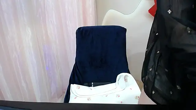 Leiershery online show from 10.29.25