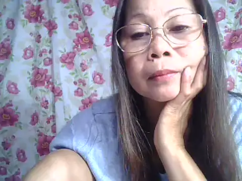 urwife tobe online show from 01.11.25