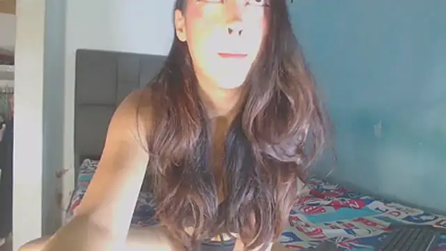 isabela-and-her-friends online show from 07.26.26