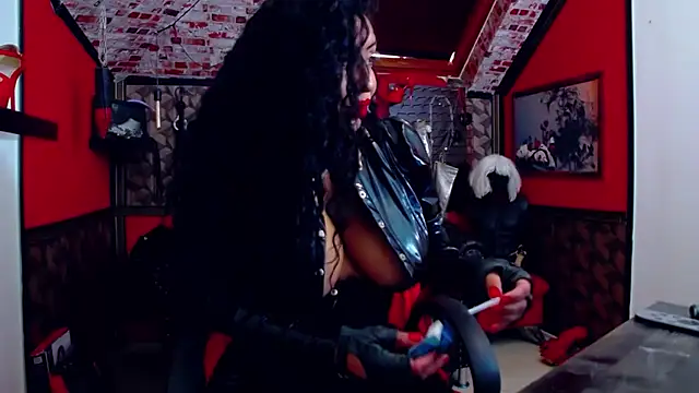 DommeBellatrix online show from 09.30.25