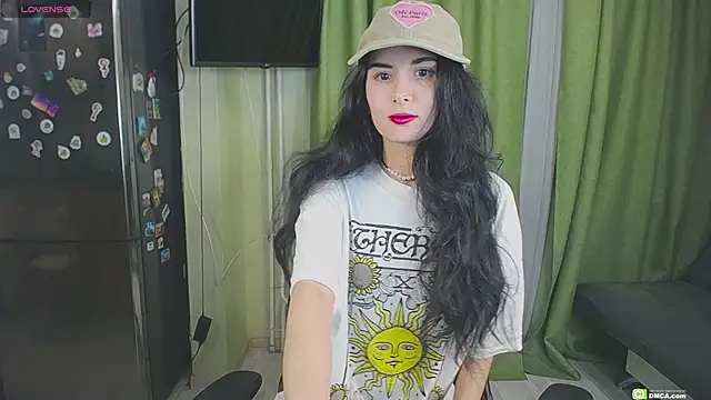 Snapshot of The_Blacksphinxxx chatting on 02.18.25 The Blacksphinxxx online show from 02.18.25