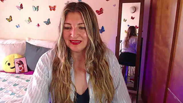 Jolie-Mature online show from 12.04.24