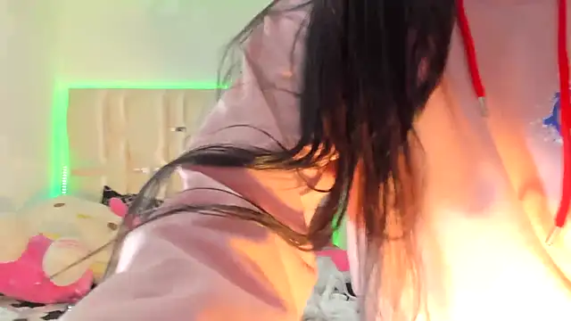 viioolleettaa online show from 12.12.24