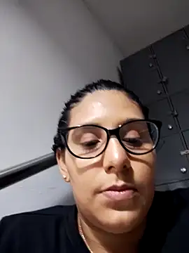 Snapshot of DanielleEvans_ chatting on 01.20.25 DanielleEvans online show from 01.20.25