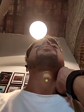  IRRESISTIBLE  online show from 04.04.26