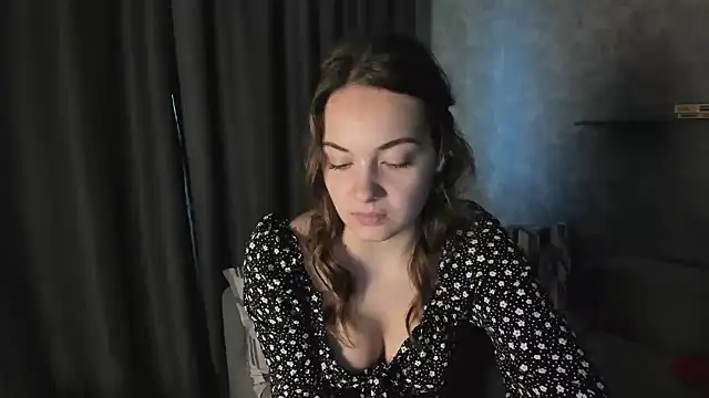 Snapshot of KristinaLoison chatting on 04.25.26 KristinaLoison online show from 04.25.26