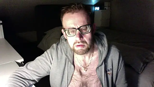 FABIOGLASSES online show from 02.19.25