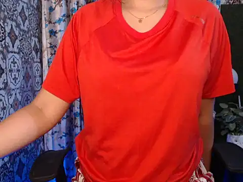 Snapshot of The_Divine_Love chatting on 10.23.25 The Divine Love online show from 10.23.25