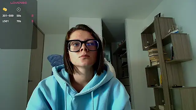 Snapshot of Arya_starrk chatting on 10.14.25 Arya starrk online show from 10.14.25