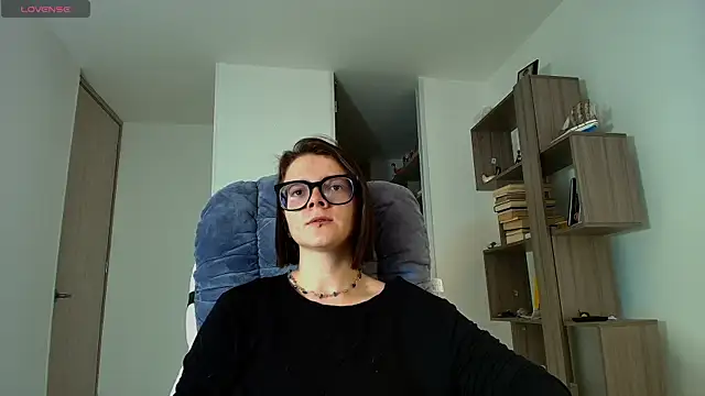 Snapshot of Arya_starrk chatting on 10.17.25 Arya starrk online show from 10.17.25