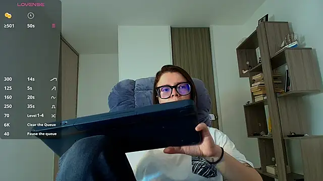 Snapshot of Arya_starrk chatting on 10.22.25 Arya starrk online show from 10.22.25