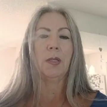 Snapshot of EvaRobinson chatting on 05.12.26 EvaRobinson online show from 05.12.26