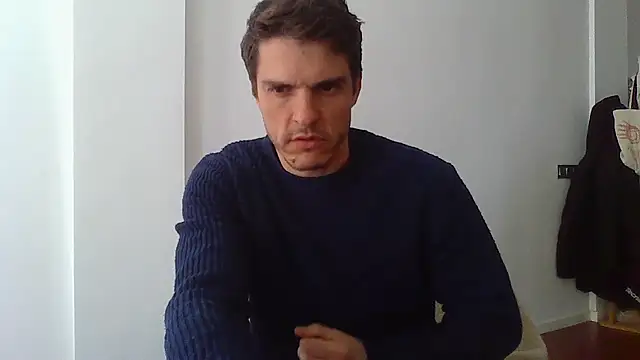 Snapshot of HeteroOli chatting on 11.27.25 HeteroOli online show from 11.27.25