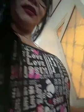 Snapshot of kelly_dirty_ chatting on 02.25.25 kelly dirty  online show from 02.25.25