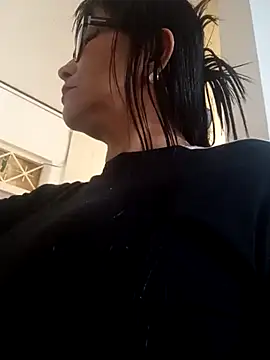 Snapshot of kelly_dirty_ chatting on 03.12.25 kelly dirty  online show from 03.12.25